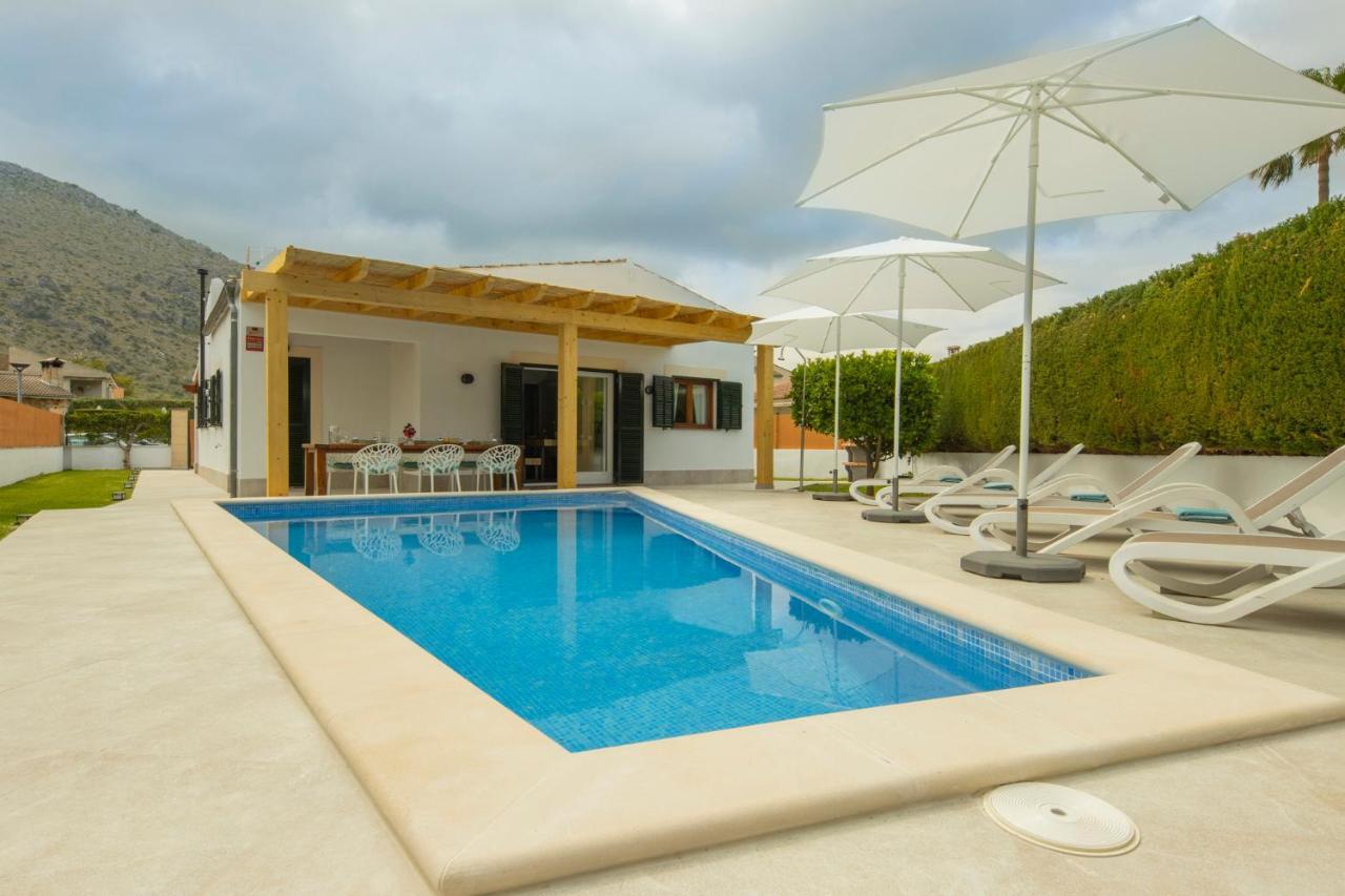 Alcudia Beach House Bagian luar foto