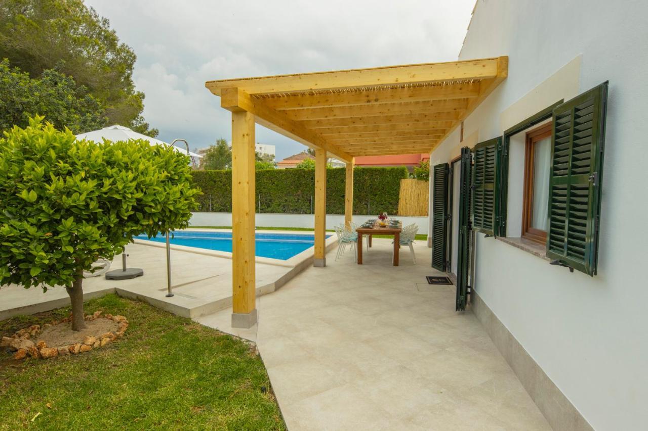 Alcudia Beach House Bagian luar foto