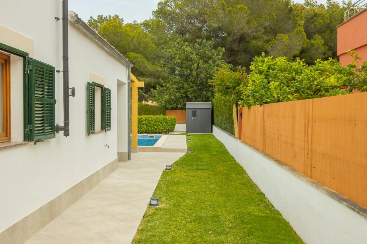 Alcudia Beach House Bagian luar foto